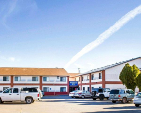 Гостиница Rodeway Inn Winslow  Уинслоу